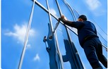 Commercial window cleaning